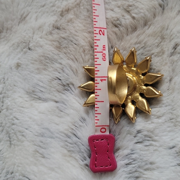 Jewelled Statement Ring - Picture 5 of 6